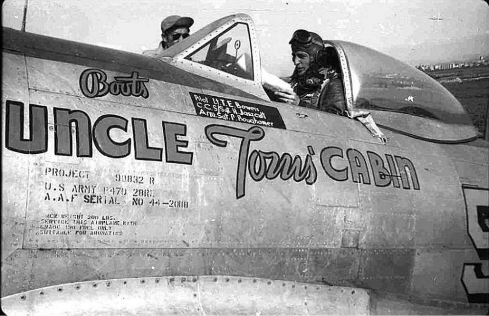 USAAF-44-20118-P-47-D-Thunderbolt-12-AF-