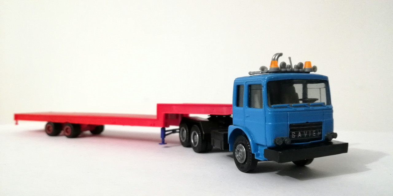 Mach (9044)