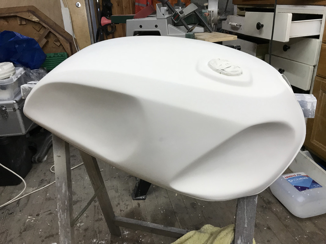 4F848E1F-D6A7-48CE-990A-4CC457F4D277