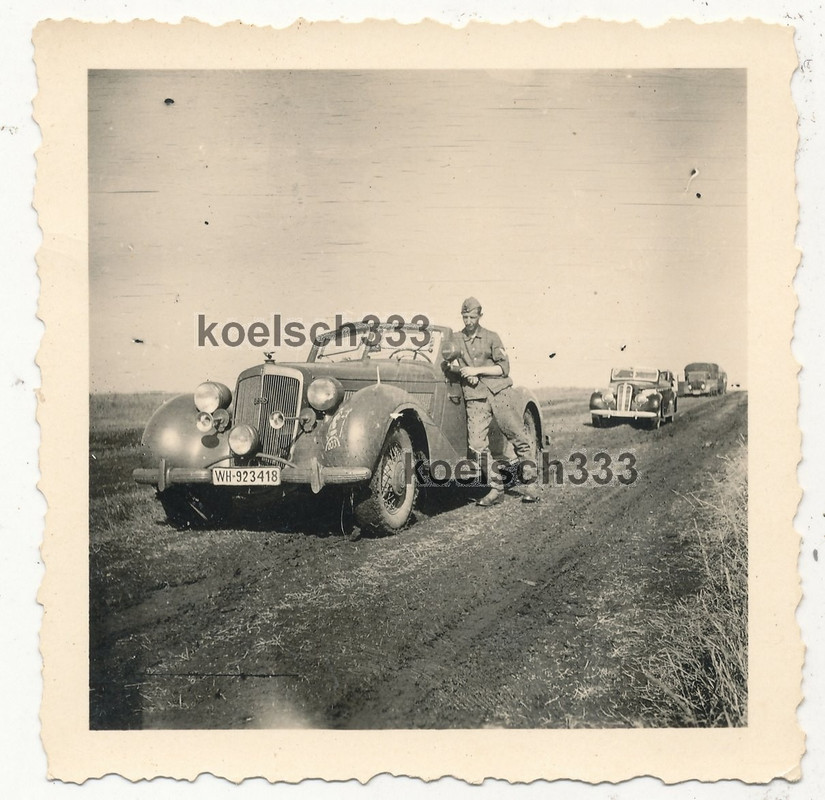 Foto Wanderer und BMW PKW der Wehrmacht Werkstatt Komp. 203 vor Charkow Ukraine