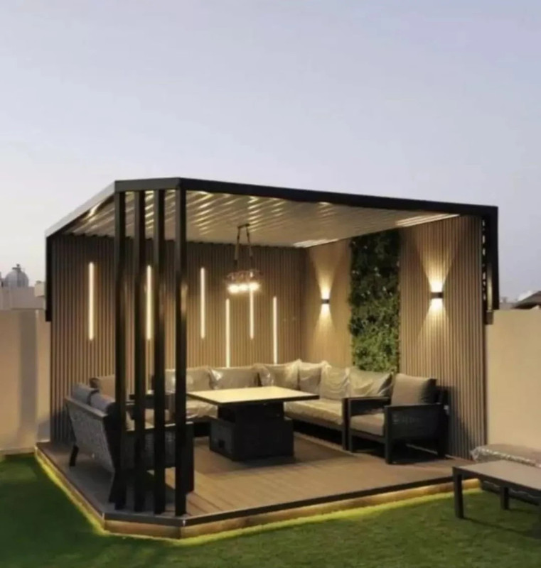 برجولة مع جلسات خارجية