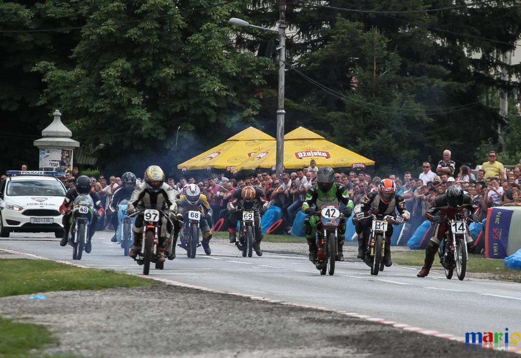 36331854_221721731884739_6234205060901896192_o