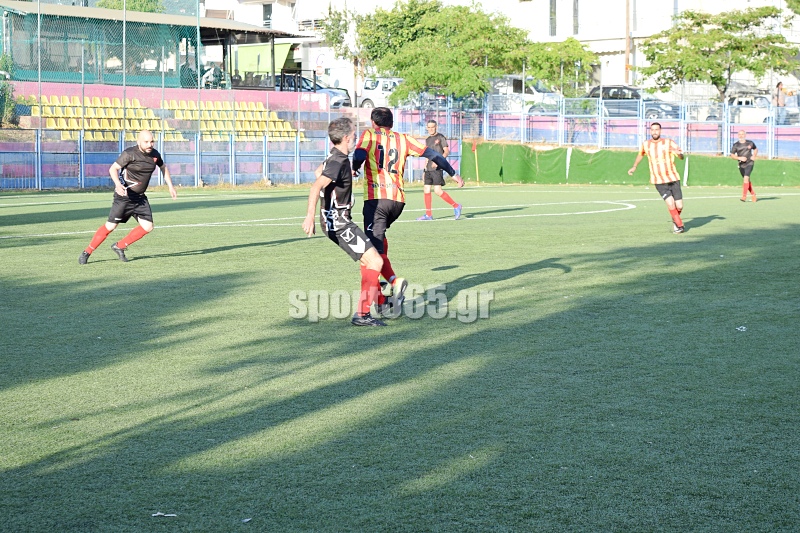 , &Mu;&alpha;&zeta;&iota;&kappa;&omicron;ύ &alpha;&theta;&lambda;&eta;&tau;&iota;&sigma;&mu;&omicron;ύ: &Nu;ί&kappa;&epsilon;&sigmaf; &gamma;&iota;&alpha; Tuba Libre, &Mu;&pi;&alpha;&rho;&tau;&sigma;&epsilon;&lambda;&iota;ώ&mu;&alpha; (&phi;&omega;&tau;&omicron; & &beta;ί&nu;&tau;&epsilon;&omicron;)