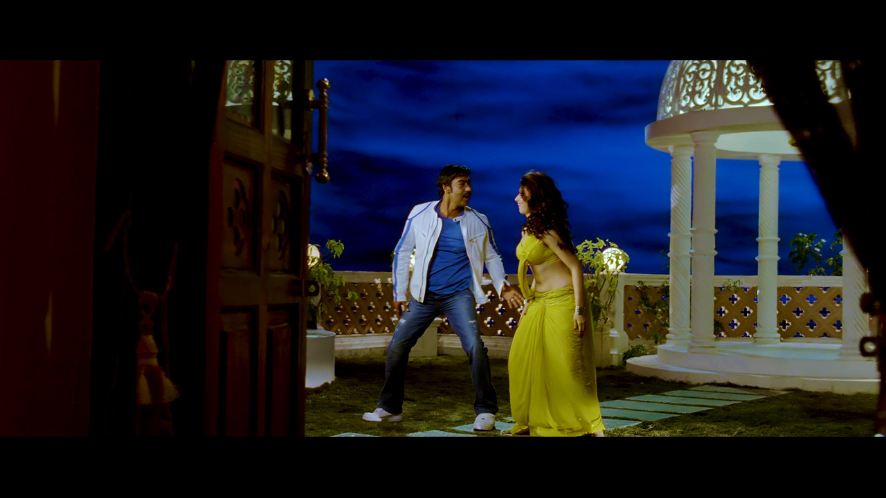 [Image: Tamanna-Hot-Song-From-Himmatwala-Taki-O-...-21-55.jpg]