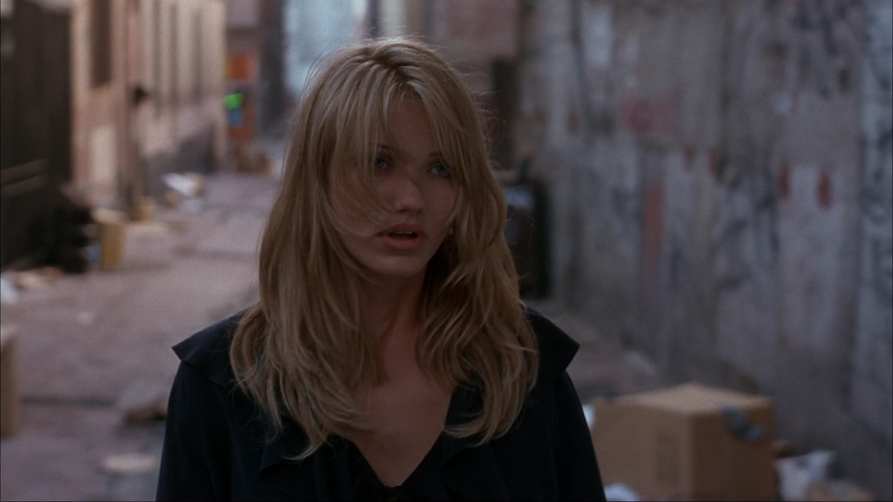 The Mask (1994).mkv_snapshot_01.15.18_[2018.02.12_22.16.28]