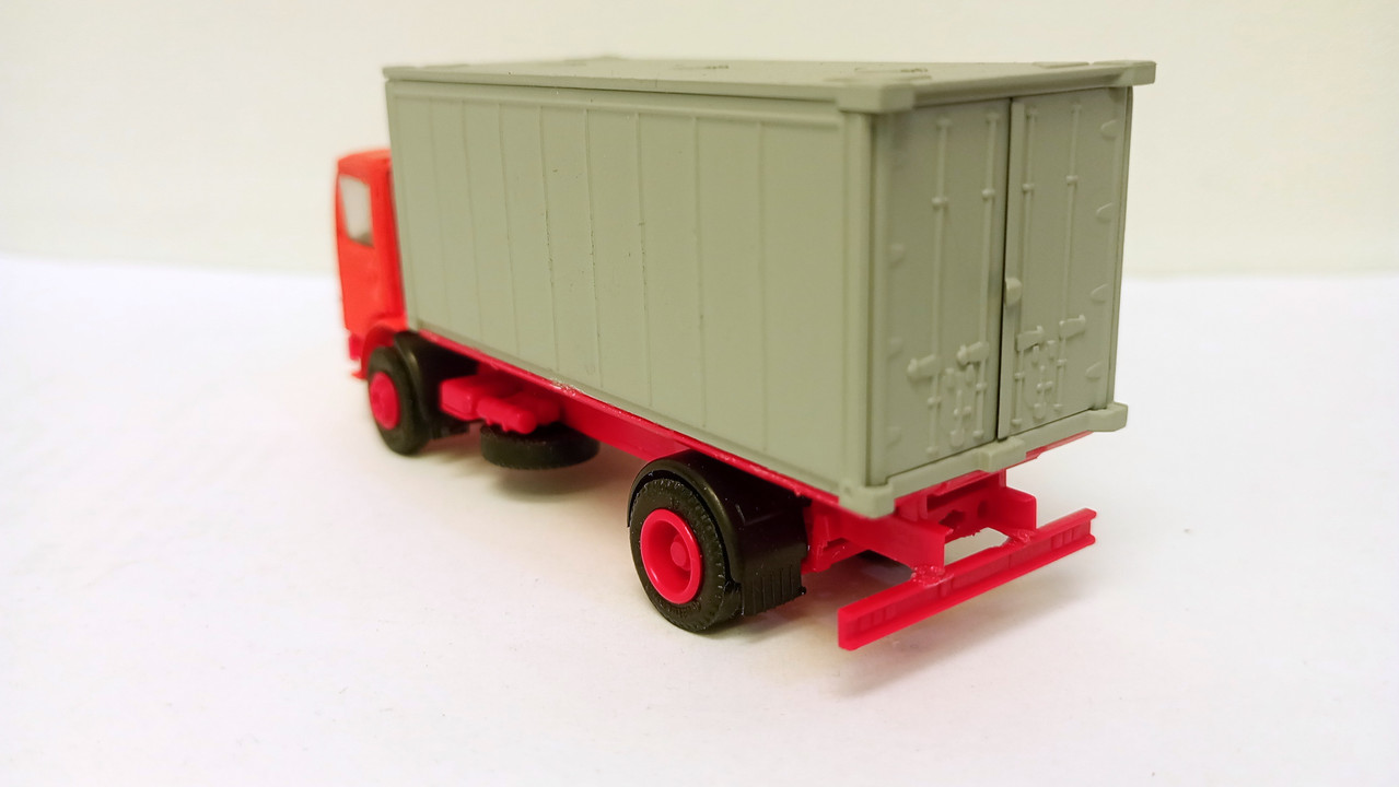 Mach (3844)