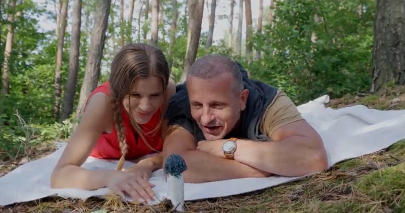 Daddy4k – Sarah Kay – A Fun(gi) Side