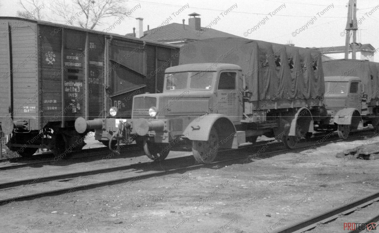 Two rail Fross-Bussing F6500 trucks - Russia