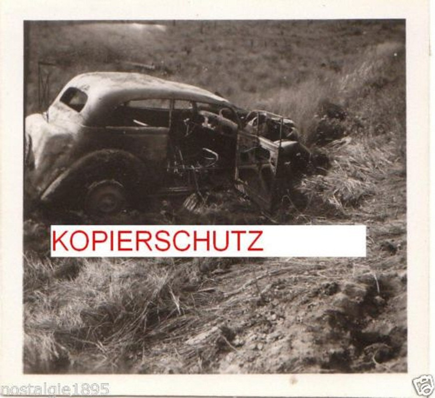 Foto zerstörter PKW, Vormarsch Polen