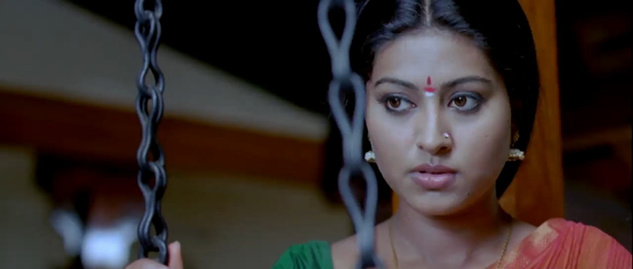 Silambattam 2008 WebRip [Tamil] 480p, 720p ESub Screenshot