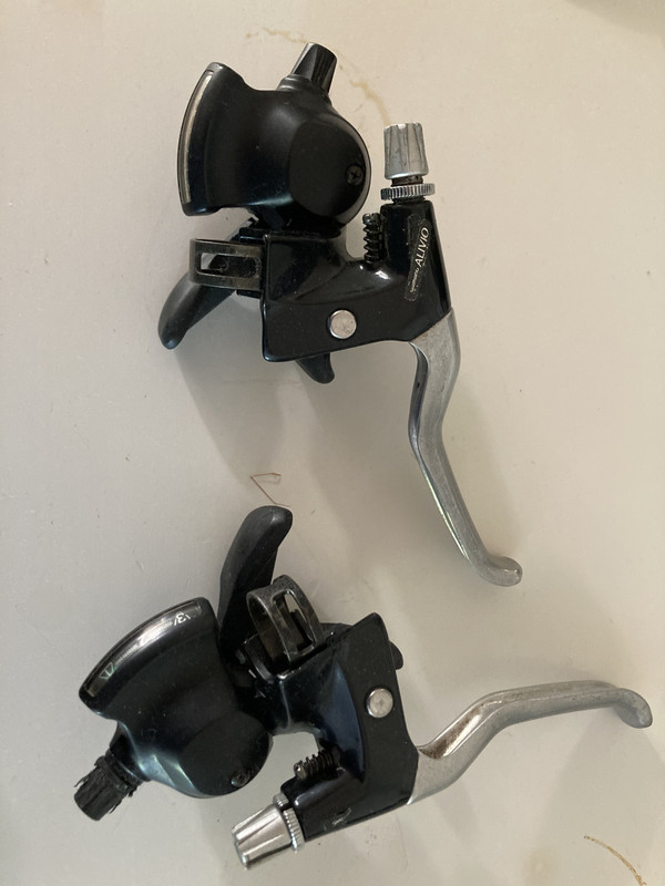 DD65F72E-EB4C-403C-AE04-7DFC547B43AE