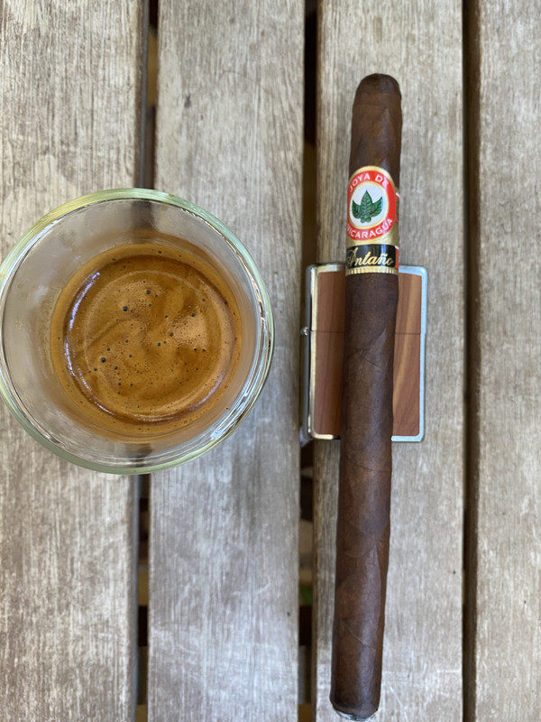 4CADAFBB-ED70-40B7-9E39-1EBE251362DE