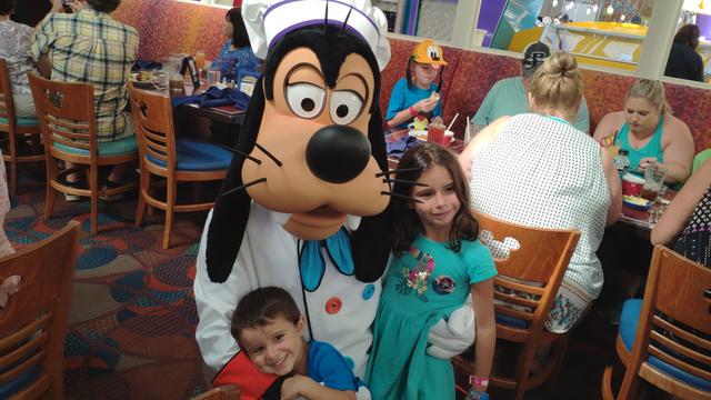 El secreto mejor guardado. Walt Disney World - Orlando octubre 2019 - Blogs de USA - Chef Mickey y EPCOT (5)