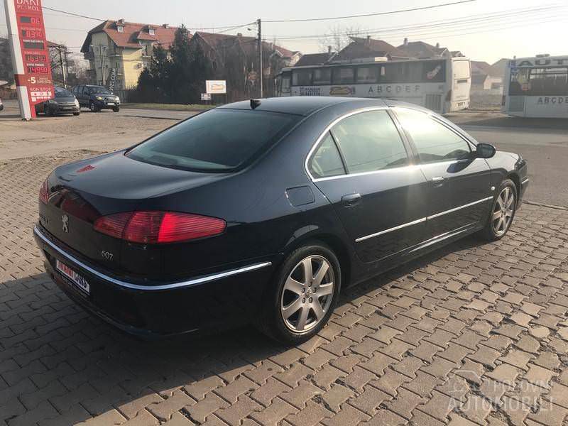 0C694D35-476F-4077-A5A1-5F00DB5C4575