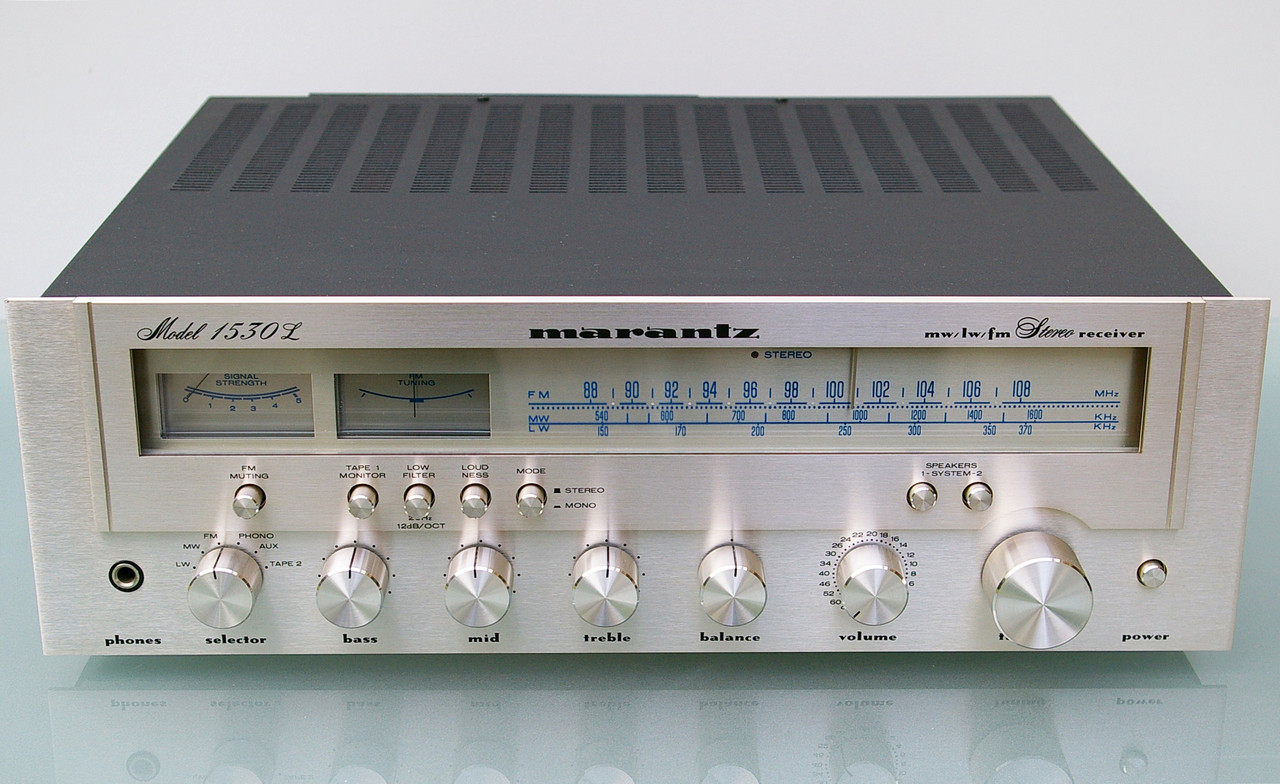 [Bild: Marantz-1530-L-1.jpg]