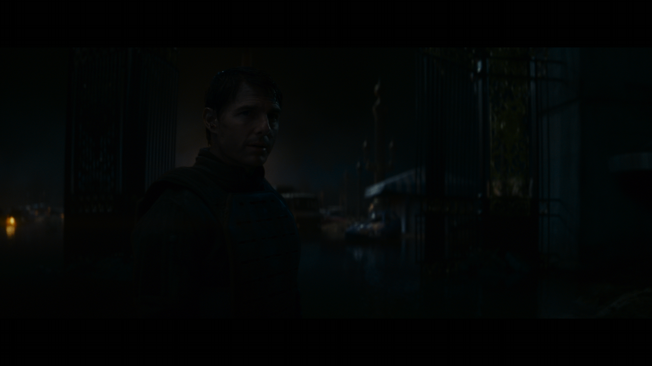 Edge of Tomorrow.mkv_snapshot_01.32.50_[2022.07.20_22.05.51]
