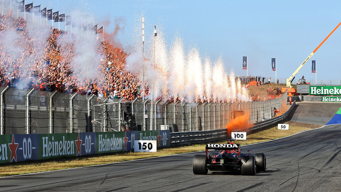 Max-Verstappen-GP-Niederlande-Formel-1-5-September-2021-169Gallery-a7526016-1829309