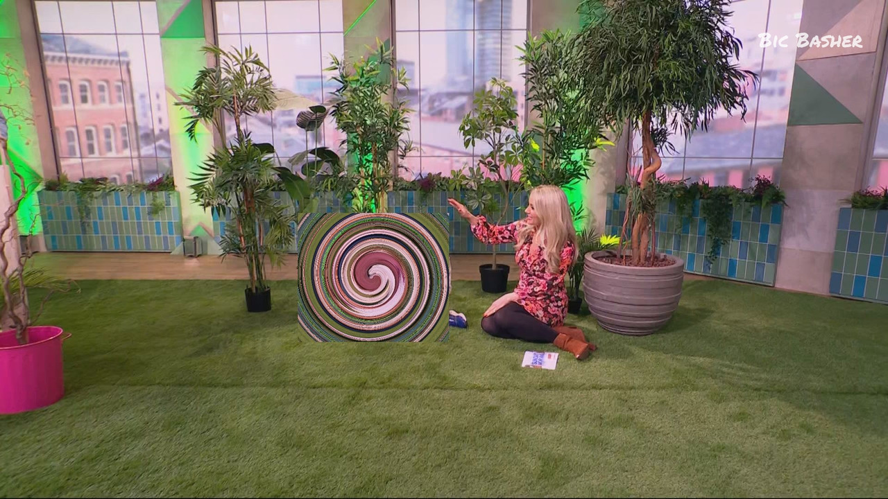 Sunday.Morning.Live.S00E23.ts_snapshot_00.29.38.271