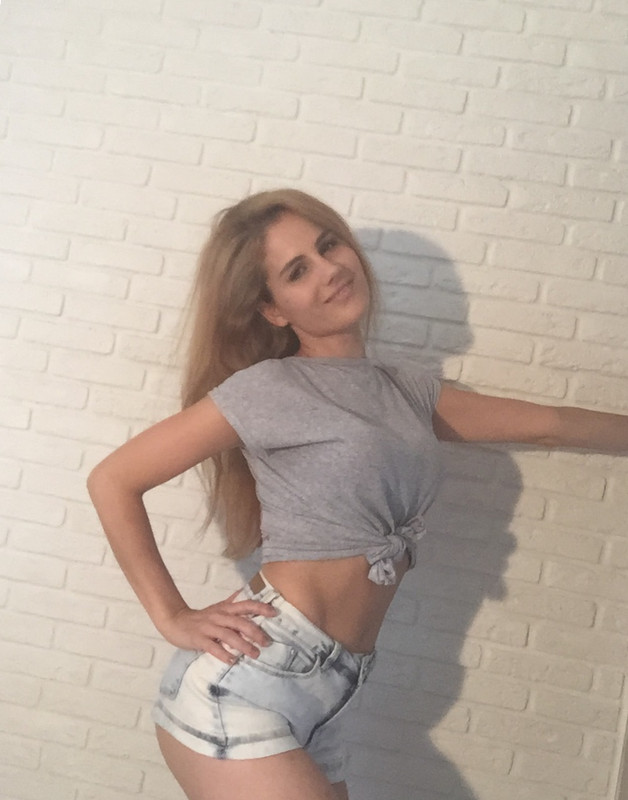 594B9FDE-C102-4BC3-B2F5-00338D5C702A