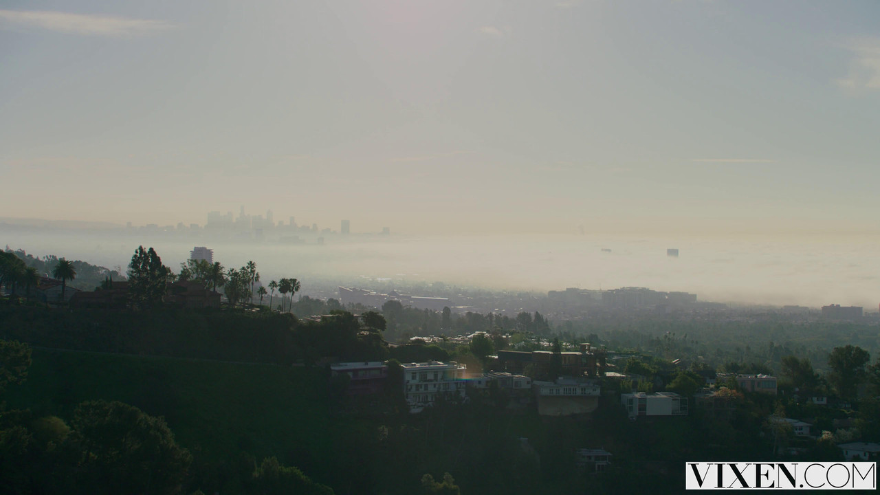 vlcsnap-2023-09-19-23h51m20s801