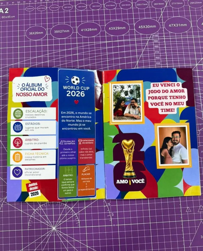 Álbum Copa Love preenchido