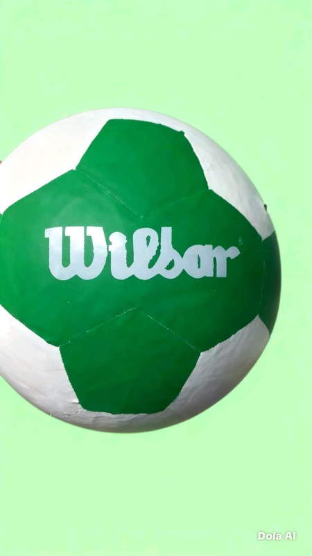 Balón en césped