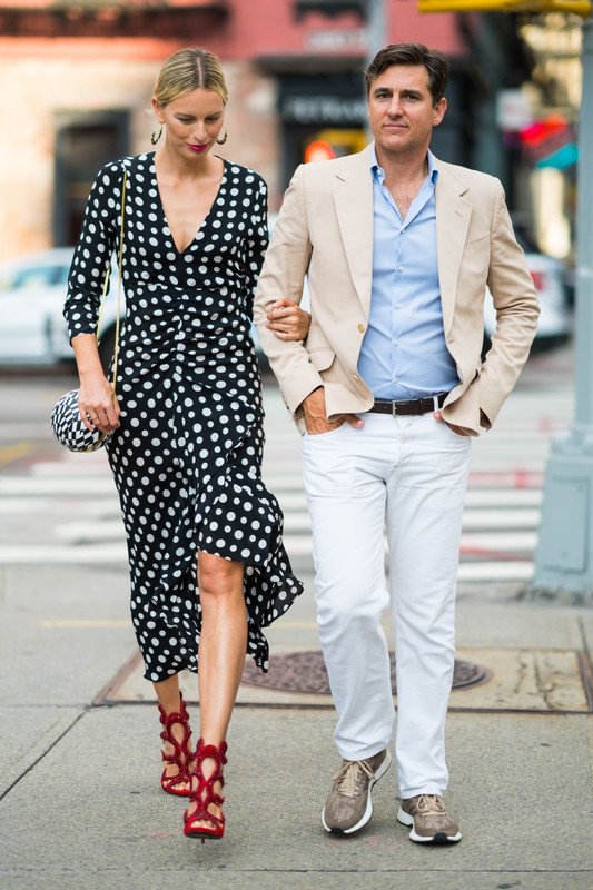 karolina-kurkova-out-and-about-in-new-york-06-28-2018-1