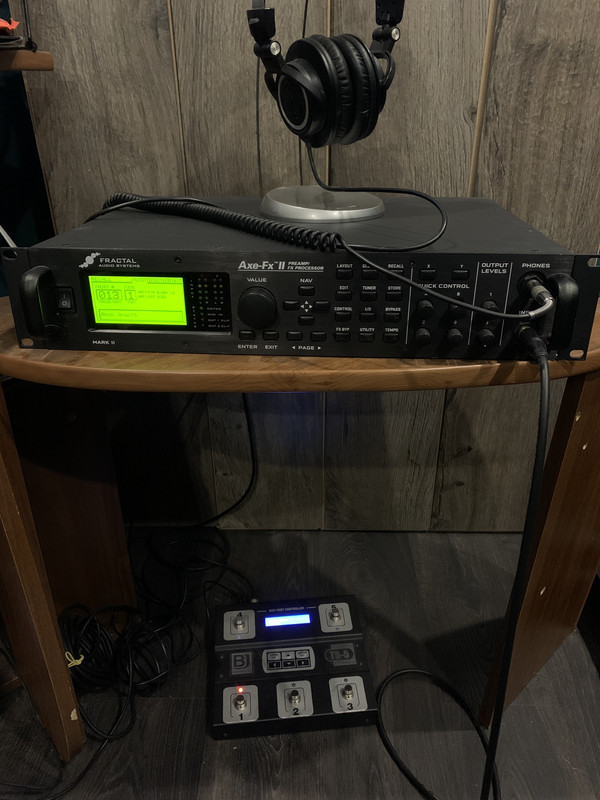 E7163706-DE46-4635-93C2-E4D4A7B25B5E