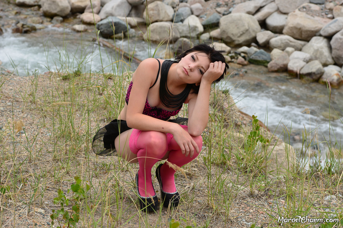 MarvelCharm_Valensia_Mountains_035