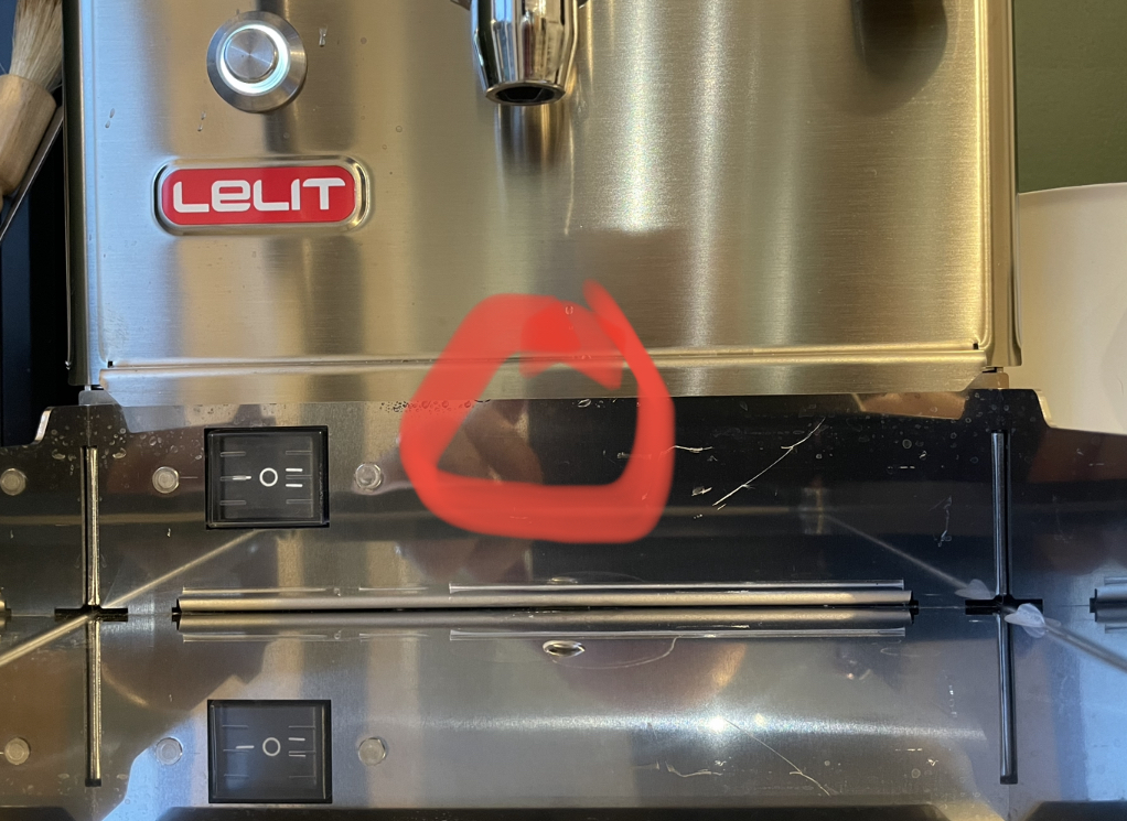 CBB8F4FE-BFB1-4A01-9602-A60E8A90CA3C