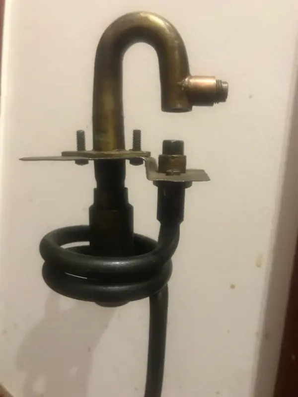 B0FB8338-B439-415B-B520-57B224F34D63