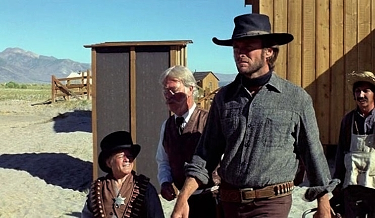 HIGH-PLAINS-DRIFTER-BILLY-CURTIS-3-FOTOR.jpg