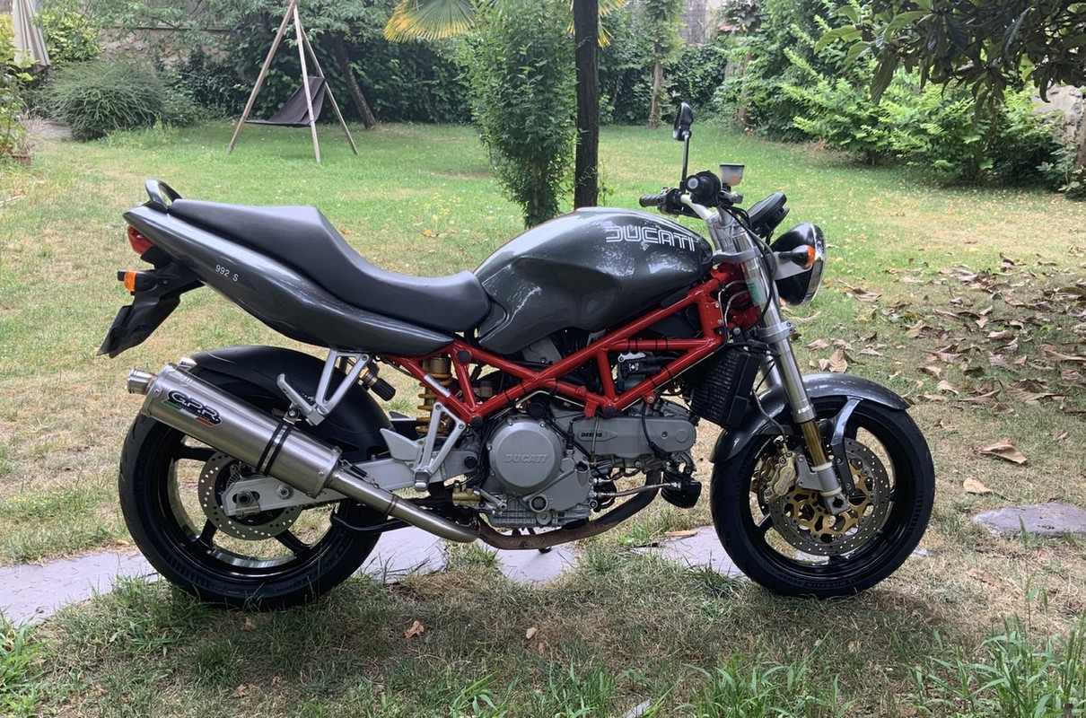 DUCATI ST3S monsterisé
