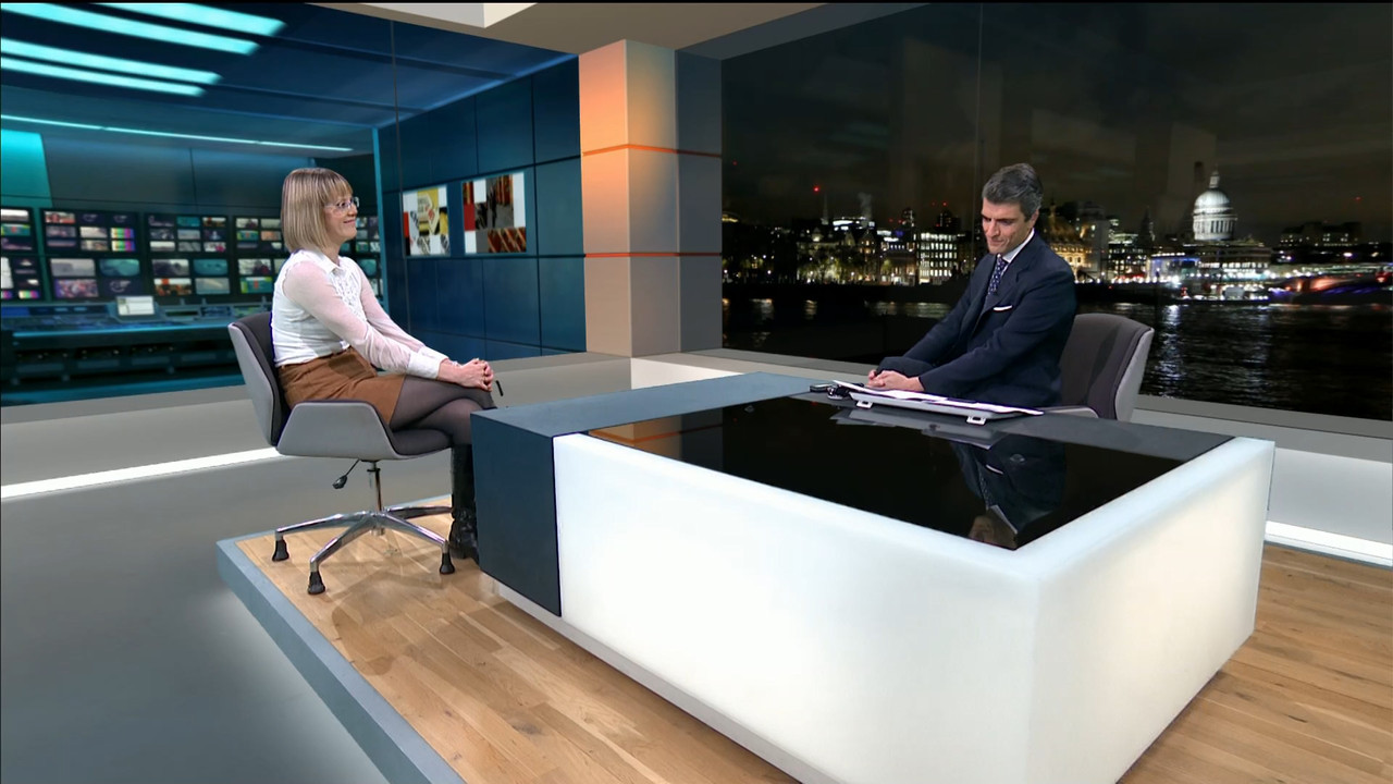 ITV News London_20201130_18001830.ts_snapshot_25.47.485