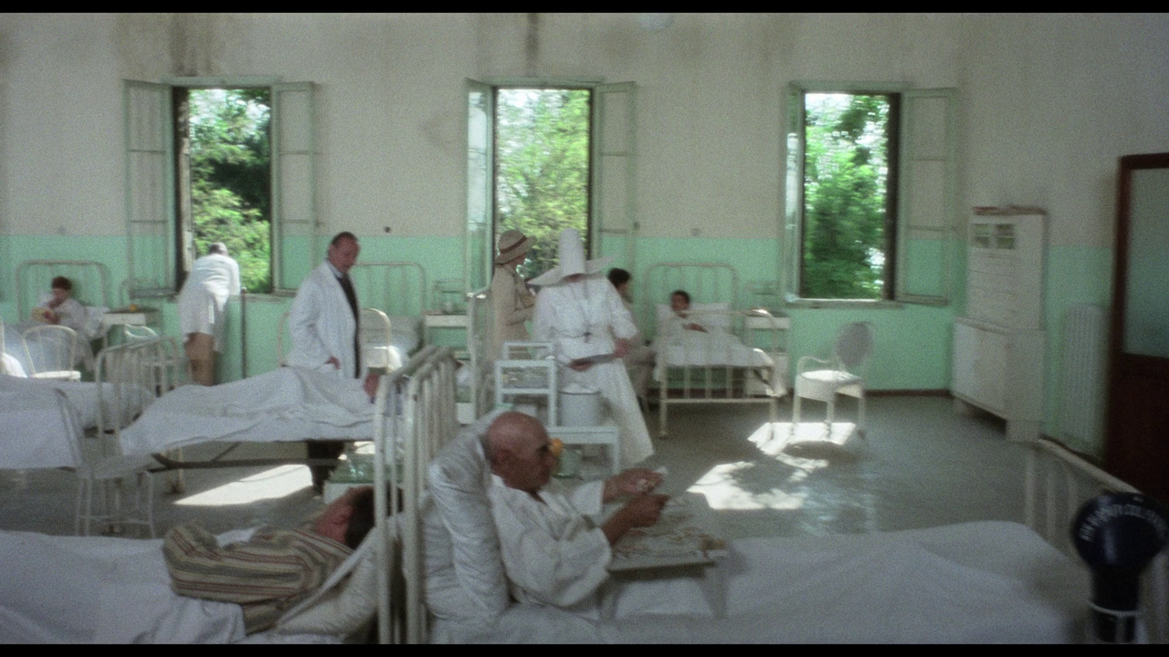 vlcsnap-2023-02-22-19h34m42s531