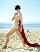 yvonne-craig-b01