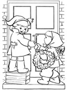 dieti-ukrashaiut-dvier