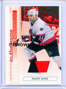 2003-04-ITG-Action-Jerseys-M-007-Radek-Bonk-Ottawa-Senators-Ruby-500-swatch-black3-red3