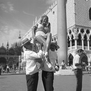 Stephanie-Beacham-a50