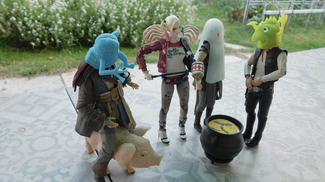 Второй август. дачное, Харли и Ко последнее, Хелл 129