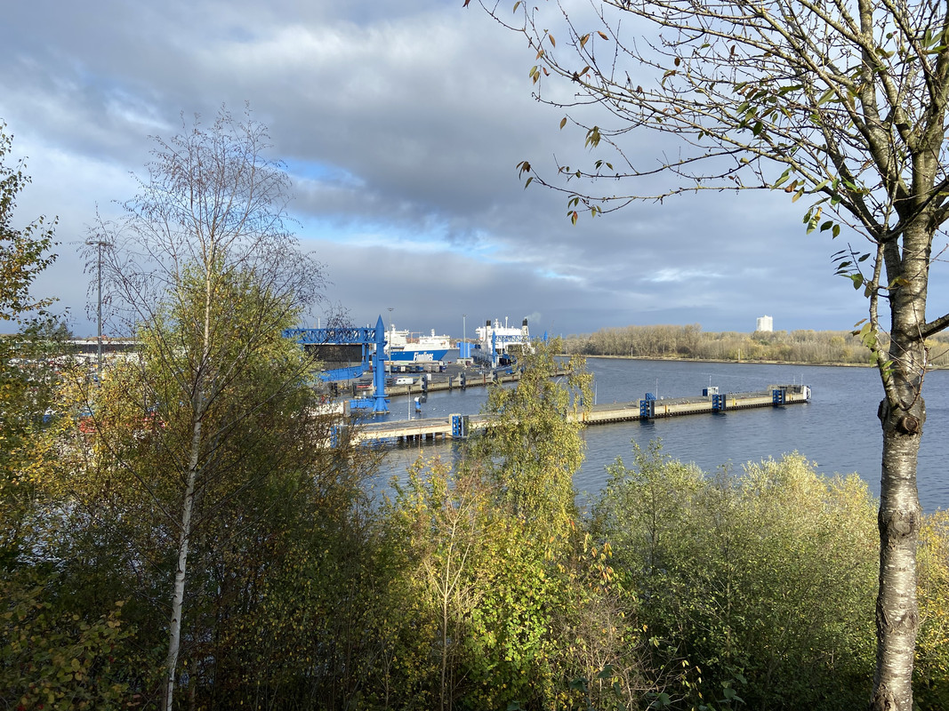 C9DFE3CB-2CEF-4368-B457-D1C89E79A564