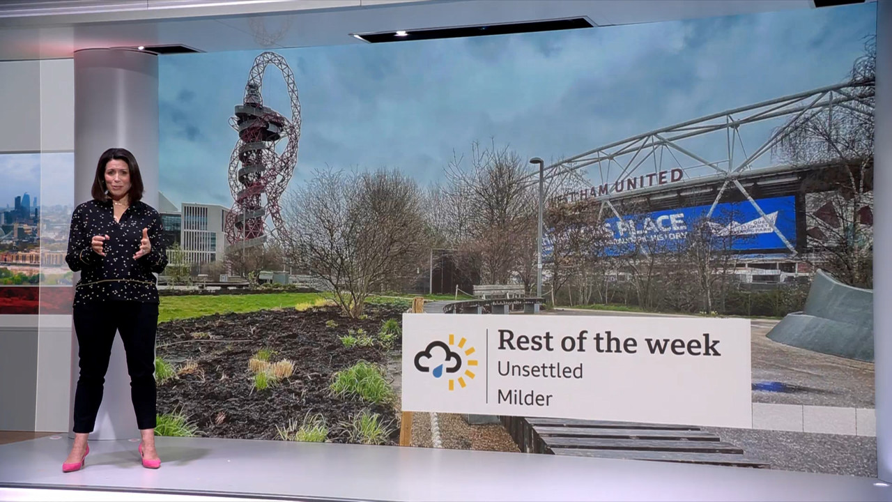 BBC London News_20230328_18301900.ts_snapshot_27.25.296