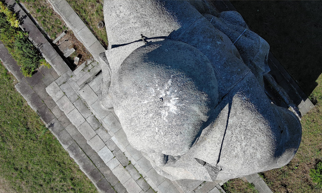 ленин голова вид сверху