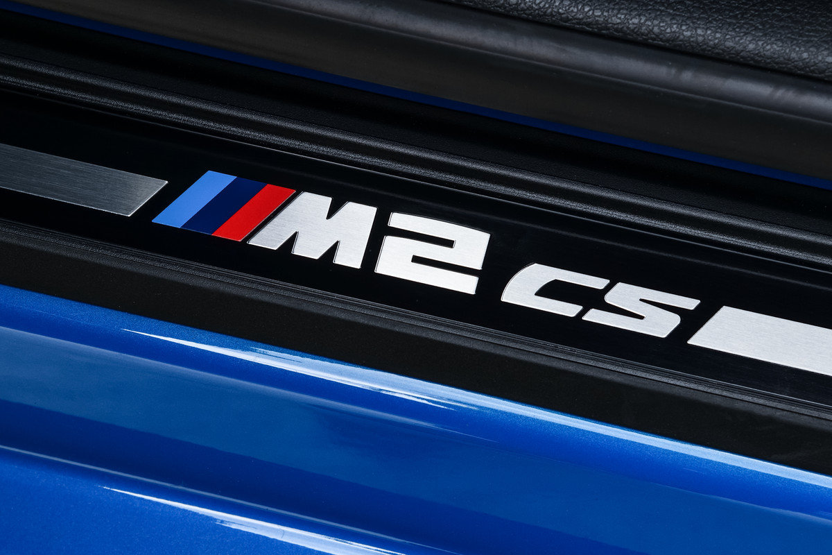 P90374246_highRes_the-all-new-bmw-m2-c