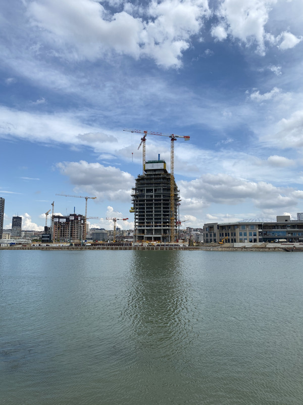 8EC43791-7DAF-4569-88A1-ABF67B898080