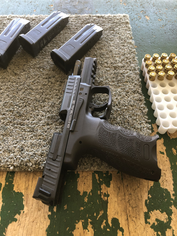 B7703700-AF4C-45DC-93DD-A0017D9168C8