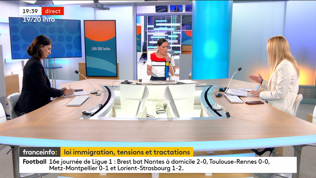 19-20 info week-end (Franceinfo)_2023_12_17_17_54_15.ts_snapshot_00.45.48.718