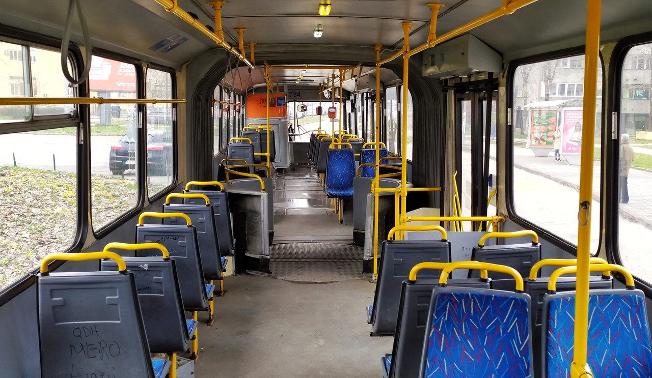 Volvo B10MA / Neobus 405GZ (2002/14) #794 - Putnichki prostor(4)