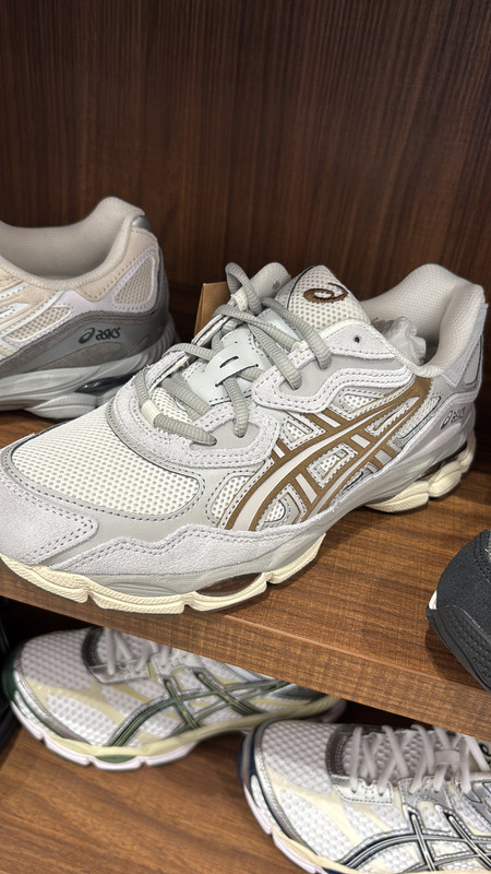 EF9D22E3 BB84 4C2A A473 ADC7A5803851