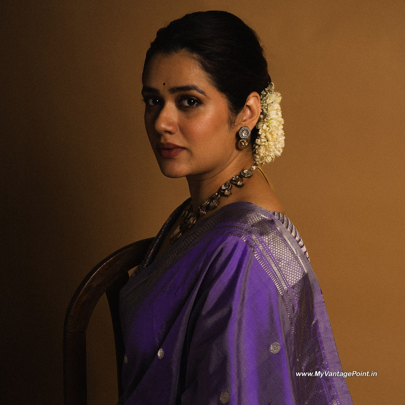 8-Girija-Oak-Godbole-in-Purple-Saree-for-Lallantop-Interview-My-Vantage-Point